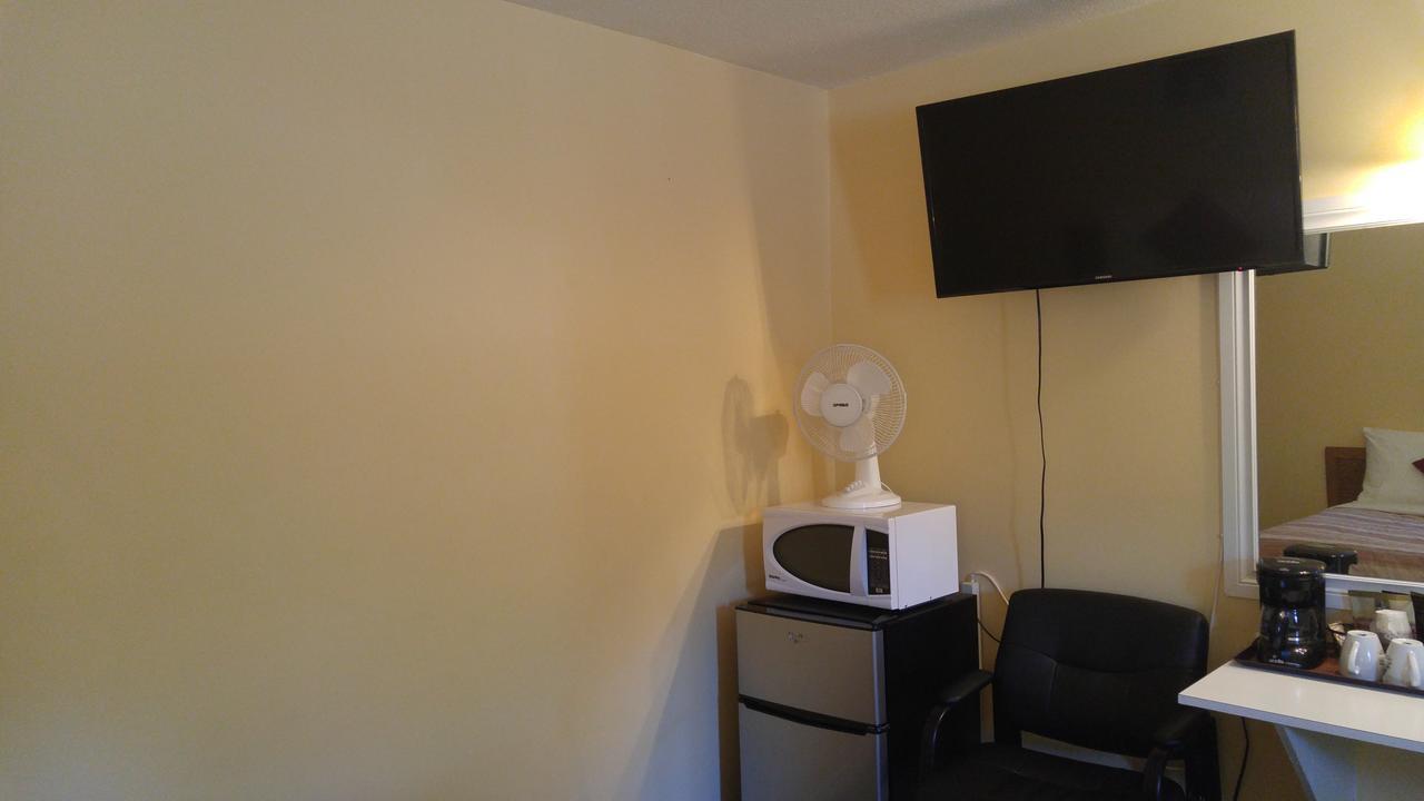 New Hazelton Robber'S Roost Motel מראה חיצוני תמונה